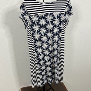 Cynthia Rowley palm tree navy striped dress in size S with short sleeves